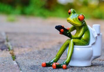 从排便看恶性肿瘤早期症状，年龄越大越应该了解一下了(图2)