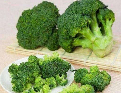 西兰花号称“抗肿瘤之王”，但不能与它一起食用，当心唤(图2)