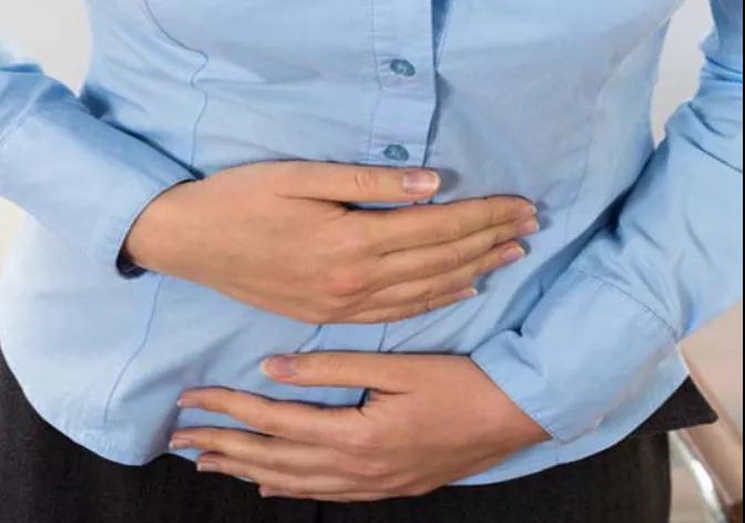 警惕!饭后有这3种异常，或是肠道被癌细胞袭击了(图2)