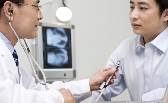 肿瘤到底该怎么治？这4点禁忌一定要记牢！(图2)