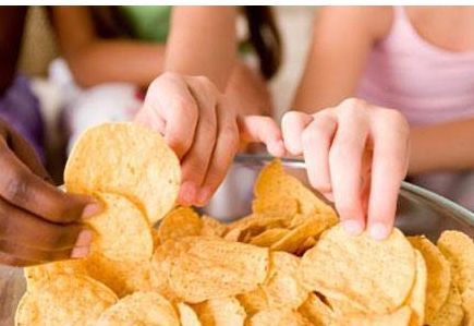 年轻女孩得乳腺癌是怎么引起的？4个原因尽量避免(图4)