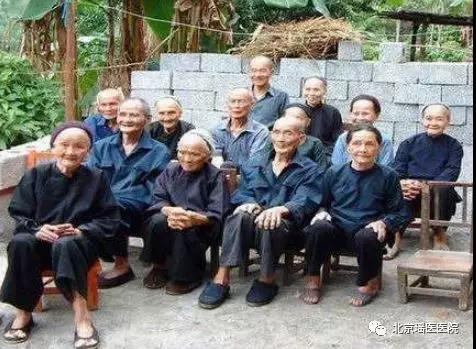 【生活】来不及年轻就老了？当代年轻人最后的倔强方式(图8)