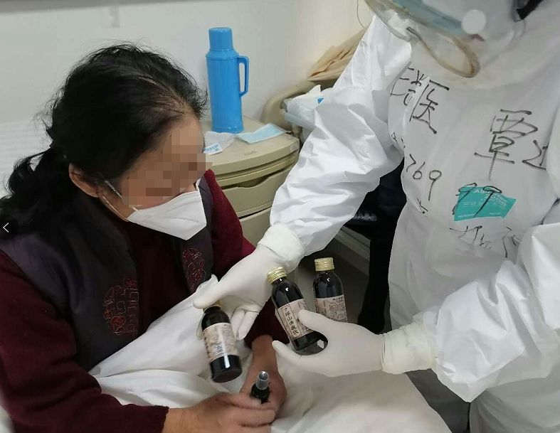 北京瑶医医院援鄂医疗队捷报：首批瑶医治疗新冠患者出院(图2)