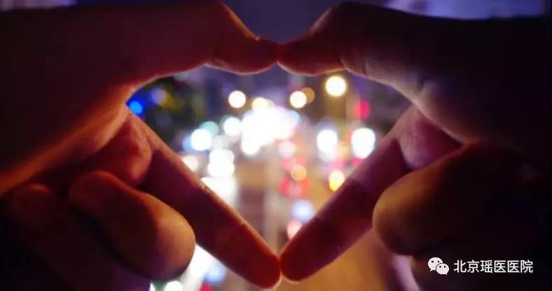 【趣读】世界上最贵的东西 | 怦然心动,那是爱情吗?(图3)