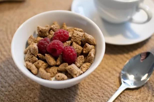 早餐最好别吃这3种食物，不仅吸收差，还破坏肠胃!(图5)