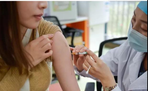 80%的女性一生中都感染过HPV，什么情况才会导致宫颈癌呢?(图2)