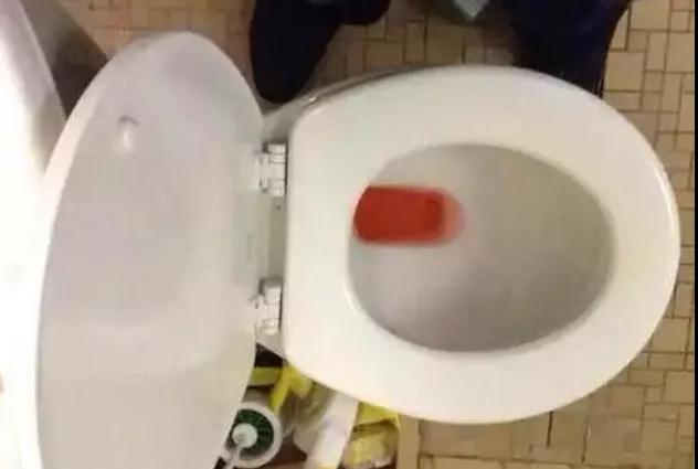 40岁后身体出现这四个信号，说明体内已有癌细胞，别忽视了(图4)