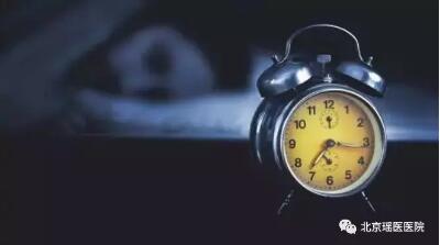 【健康科普】人老后为什么会越变越矮?原因找到了!(图2)